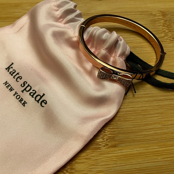 NWT kate spade Ready Set Bow Bracelet - Picture 3 of 6